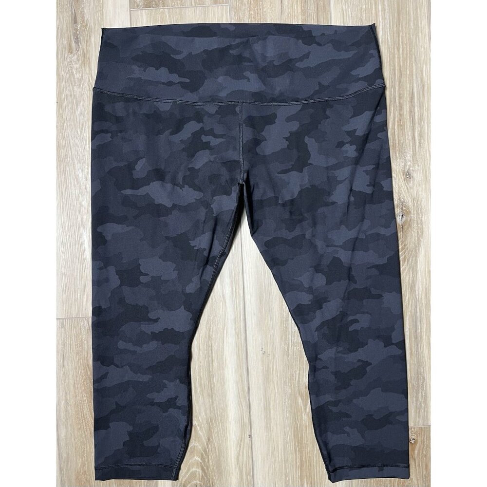 Lululemon Wunder Under High-Rise Black Camo Cropped Leggings- Women Size 20